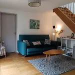 Prázdninový dům Maison Avec Jardin Clos Proche Et Commodites *