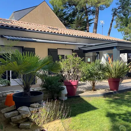 Maison Avec Jardin Clos Proche Et Commodites